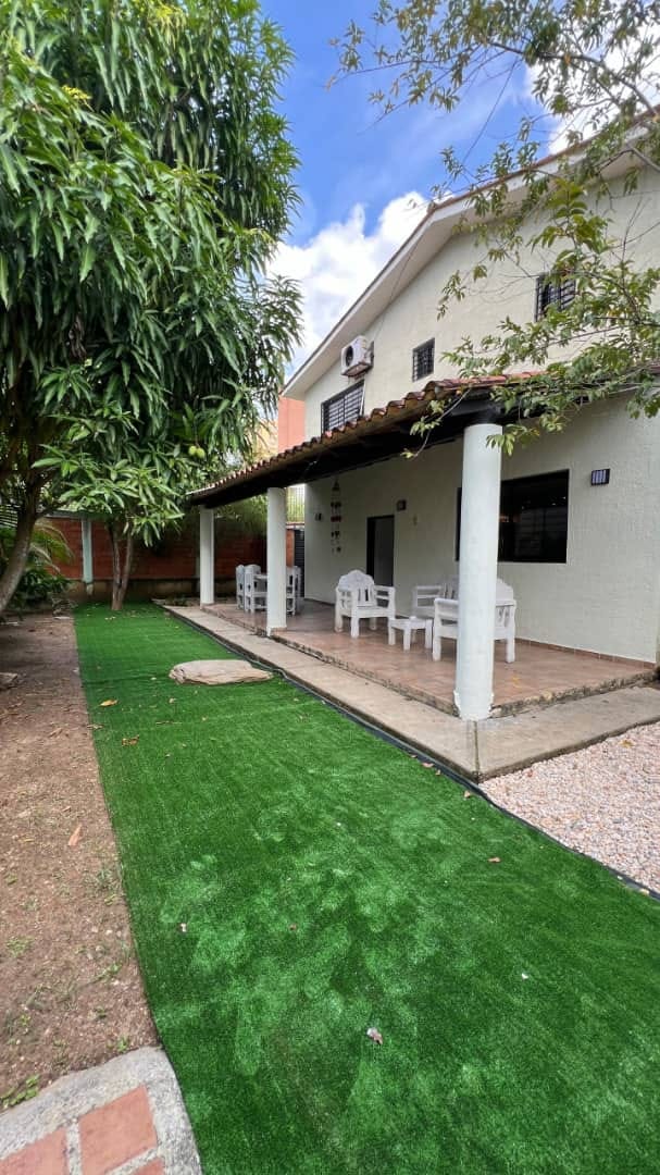 Single Family Home - Casa en El Parral